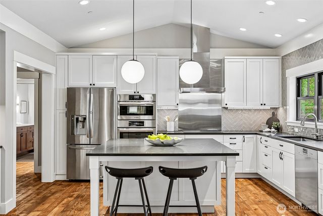 12405 NE 108th Place, Kirkland, WA 98033