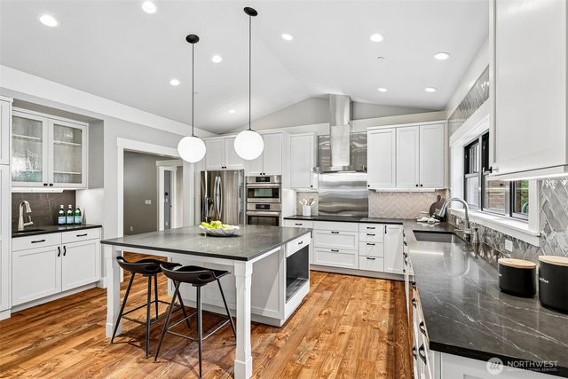 12405 NE 108th Place, Kirkland, WA 98033