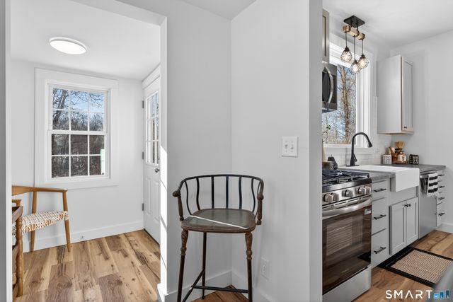 1486 Route 163, Montville, CT 06370