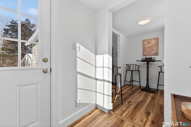 1486 Route 163, Montville, CT 06370