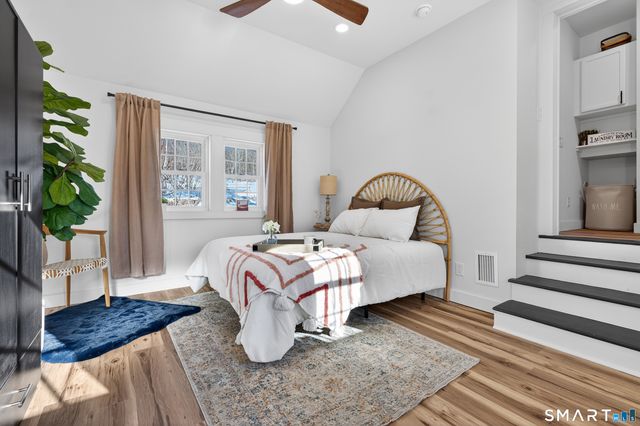 1486 Route 163, Montville, CT 06370