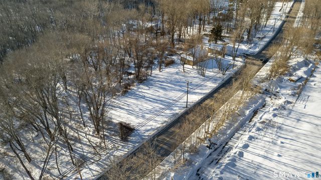 1486 Route 163, Montville, CT 06370