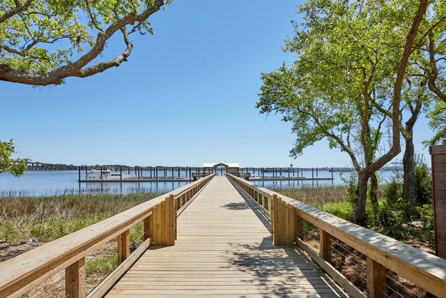 200 River Landing Drive 401a, Charleston, SC 29492
