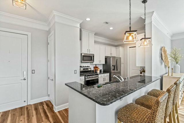 200 River Landing Drive 401a, Charleston, SC 29492