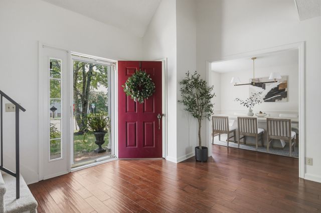 1201 Reelfoot Cir, Nashville, TN 37214