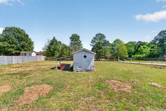 6086 Red Hill Church Road, Coats, NC 27521