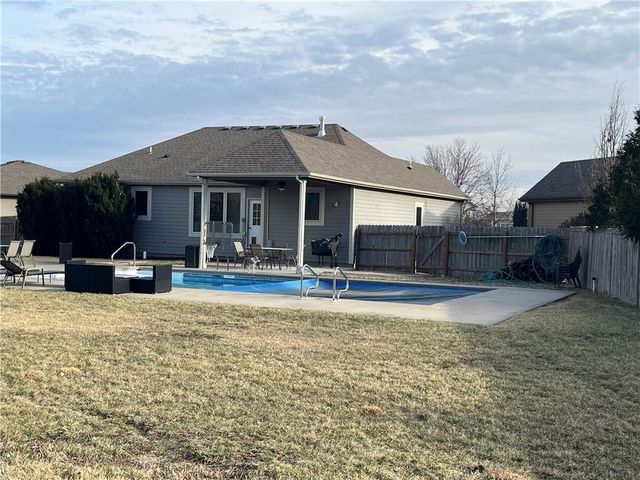 5524 Chamney Court, Lawrence, KS 66049