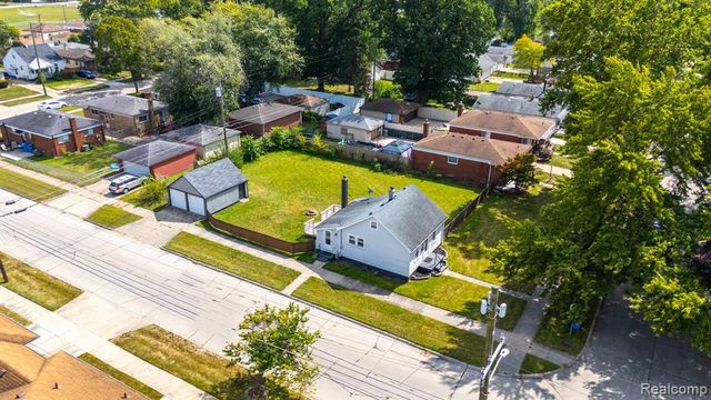 4401 Katherine Street, Dearborn Heights, MI 48125