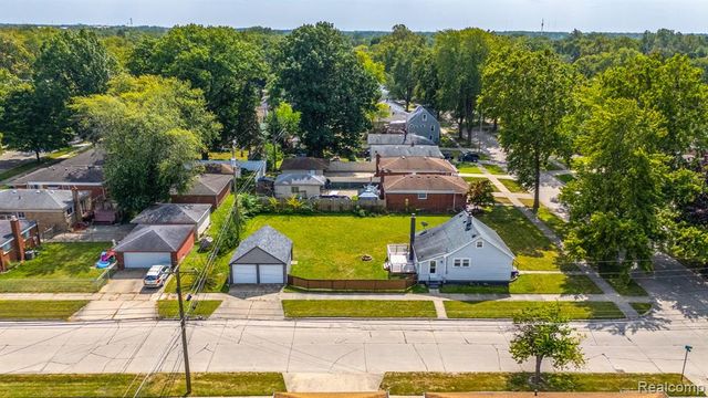 4401 Katherine Street, Dearborn Heights, MI 48125