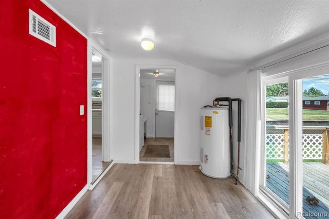 4401 Katherine Street, Dearborn Heights, MI 48125