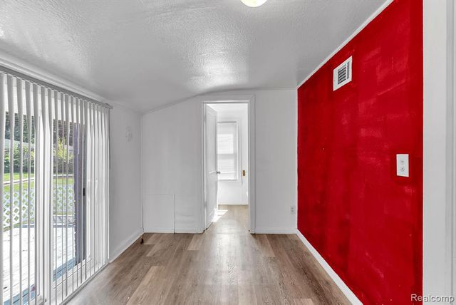 4401 Katherine Street, Dearborn Heights, MI 48125