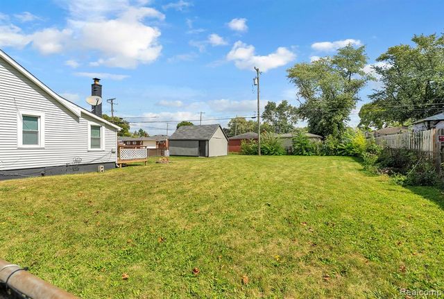 4401 Katherine Street, Dearborn Heights, MI 48125