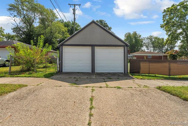4401 Katherine Street, Dearborn Heights, MI 48125