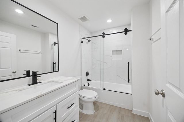 6415 Upshaw Drive, Houston, TX 77396