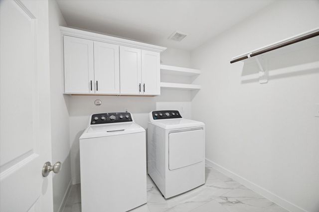 6415 Upshaw Drive, Houston, TX 77396