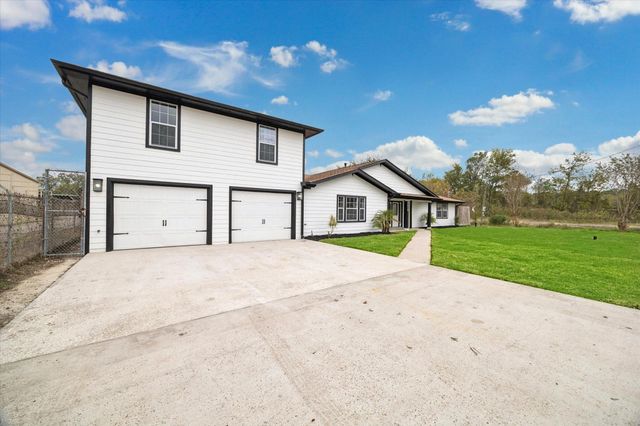 6415 Upshaw Drive, Houston, TX 77396