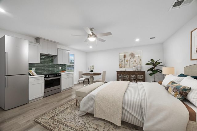 6415 Upshaw Drive, Houston, TX 77396