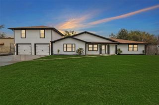 6415 Upshaw Drive, Houston, TX 77396