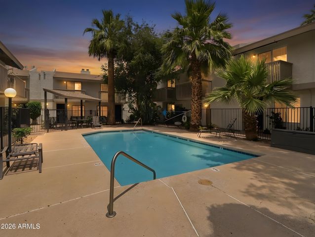 1402 E OSBORN Road 2, Phoenix, AZ 85014