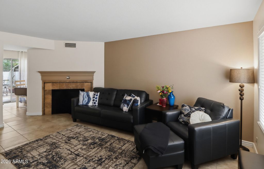 1402 E OSBORN Road 2, Phoenix, AZ 85014 — photo 2
