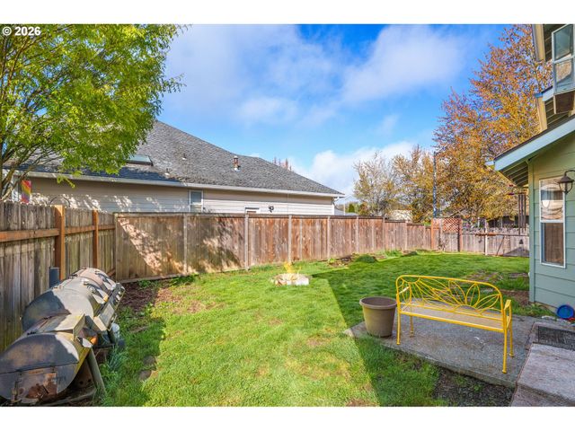 3295 Ne 4TH Ave, Hillsboro, OR 97124