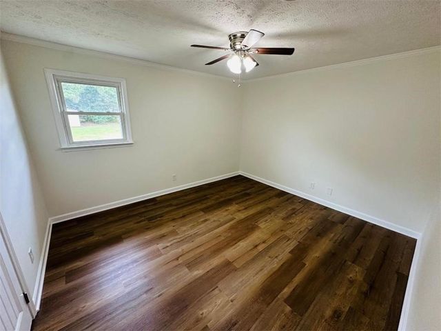 145 Cardinal Drive NE, Calhoun, GA 30701