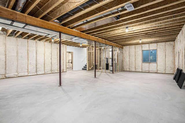 8060 Hunters Crossing, Kalamazoo, MI 49009