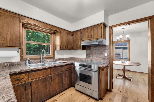 3011 Bruce DRIVE, Racine, WI 53404