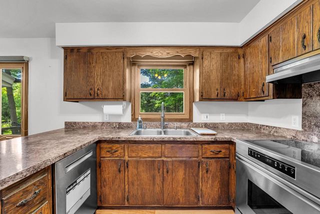 3011 Bruce DRIVE, Racine, WI 53404