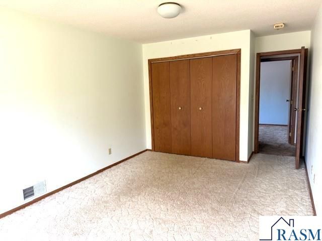 228 Bittersweet Lane, Mankato, MN 56001