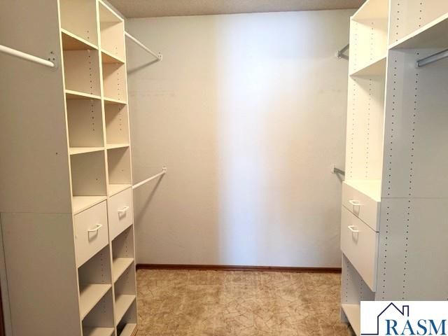 228 Bittersweet Lane, Mankato, MN 56001