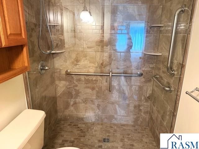 228 Bittersweet Lane, Mankato, MN 56001