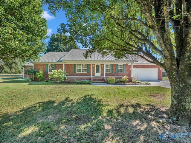 759 Carter Grove Road, Toney, AL 35773
