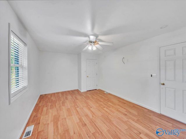 759 Carter Grove Road, Toney, AL 35773