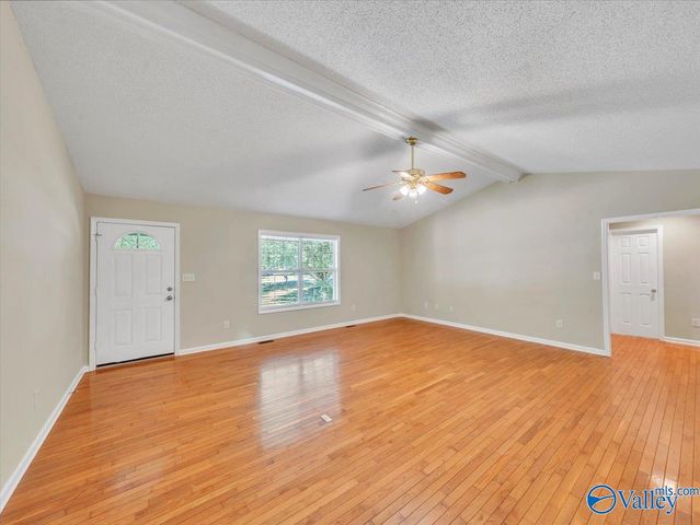 759 Carter Grove Road, Toney, AL 35773