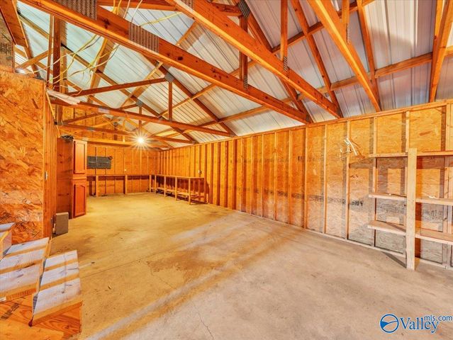 759 Carter Grove Road, Toney, AL 35773