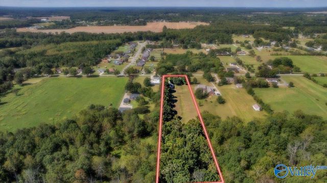 759 Carter Grove Road, Toney, AL 35773