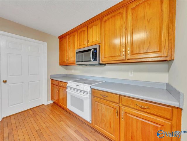 759 Carter Grove Road, Toney, AL 35773