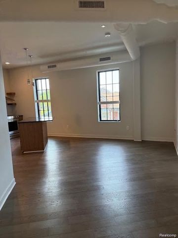 804 N Main Street 2A, Rochester, MI 48307