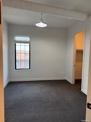 804 N Main Street 2A, Rochester, MI 48307