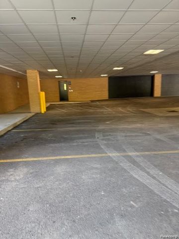 804 N Main Street 2A, Rochester, MI 48307