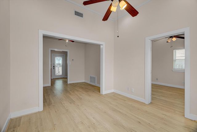 1017 11th Street 2, Galveston, TX 77550