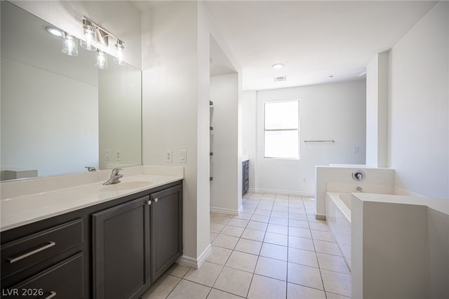 6471 Spiced Butter Rum Street, North Las Vegas, NV 89084