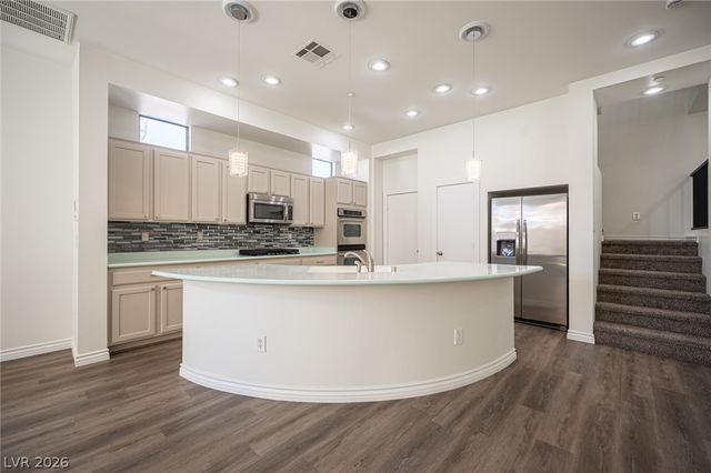 6471 Spiced Butter Rum Street, North Las Vegas, NV 89084