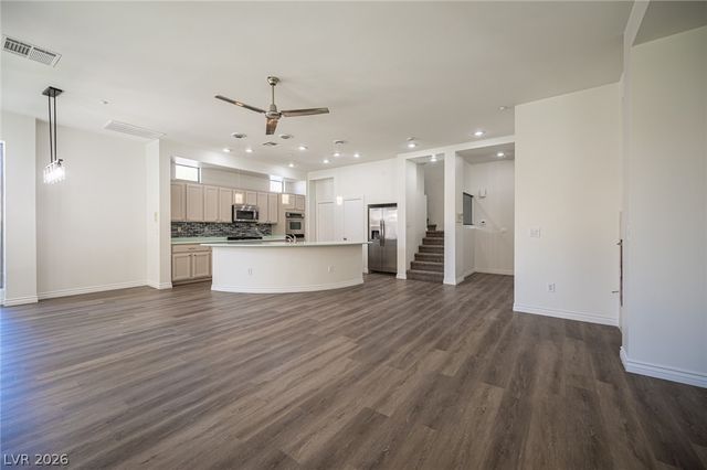 6471 Spiced Butter Rum Street, North Las Vegas, NV 89084