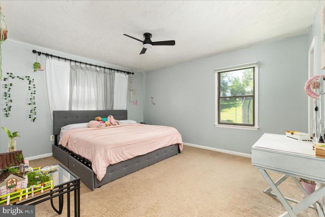 1475 MARKHAM ST, Front Royal, VA 22630