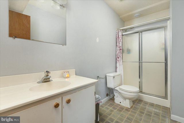 1475 MARKHAM ST, Front Royal, VA 22630