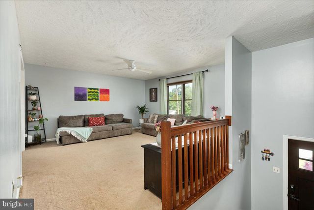 1475 MARKHAM ST, Front Royal, VA 22630