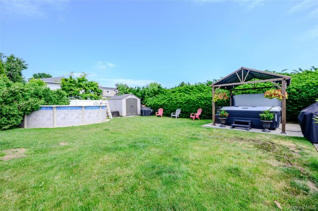 26 Rhode Avenue, Merrick, NY 11566