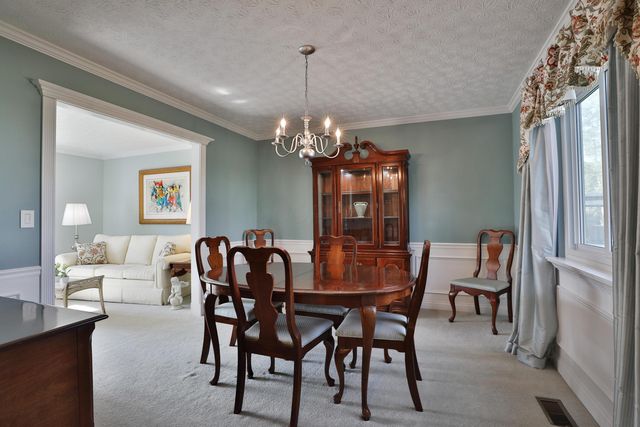 336 Brownsfell Drive, Columbus, OH 43235